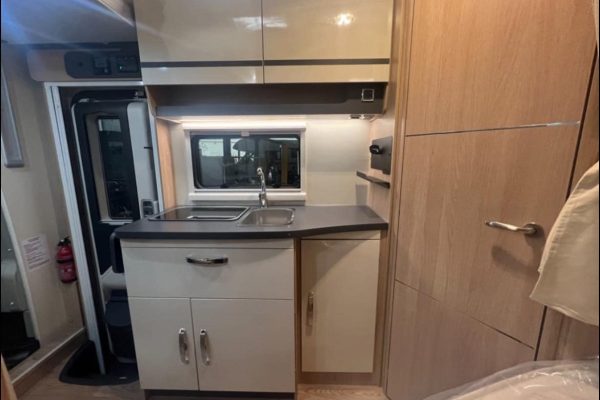 Gino 3/4 berth motorhome Hire in Derbyshire, UK