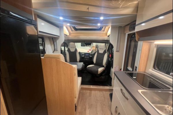 Gino 3/4 berth motorhome Hire in Derbyshire, UK