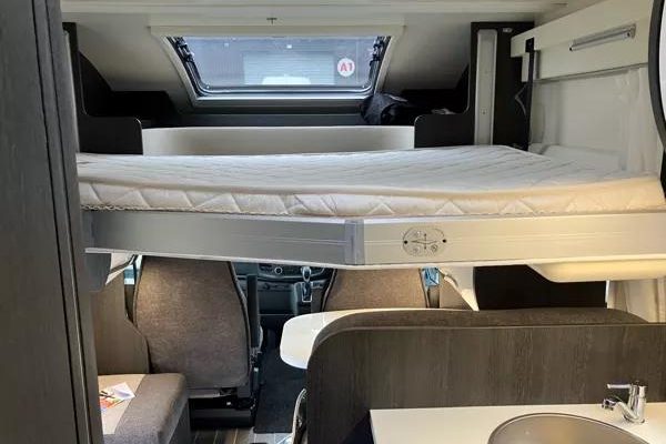 WhatsApp Image 2025-09-26 at 20.34.40_d5231204 WhatsApp Image 2025-09-26 at 20.34.40_d5231204